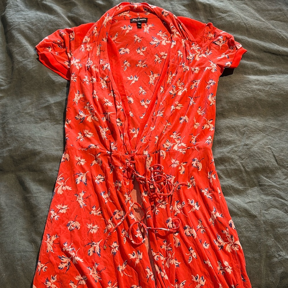 Juicy Couture 💯 silk floral wrap dress